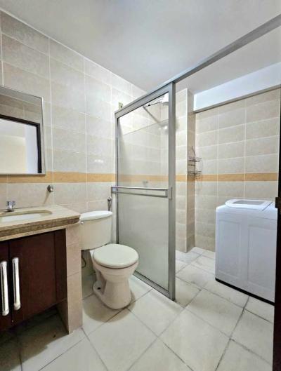 8f6d220d5dd201dbf6a85ada12319795a384b1