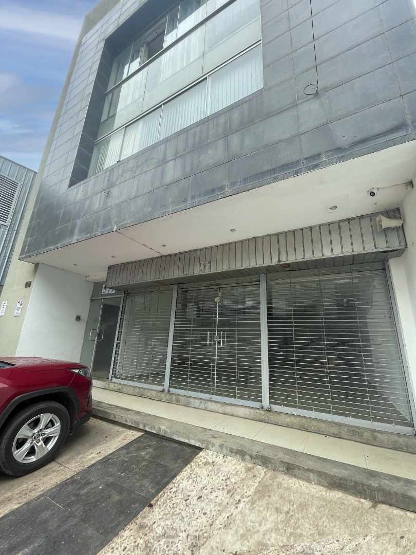 Local comercial en AlquilerCalle rene moreno 579 Foto 1