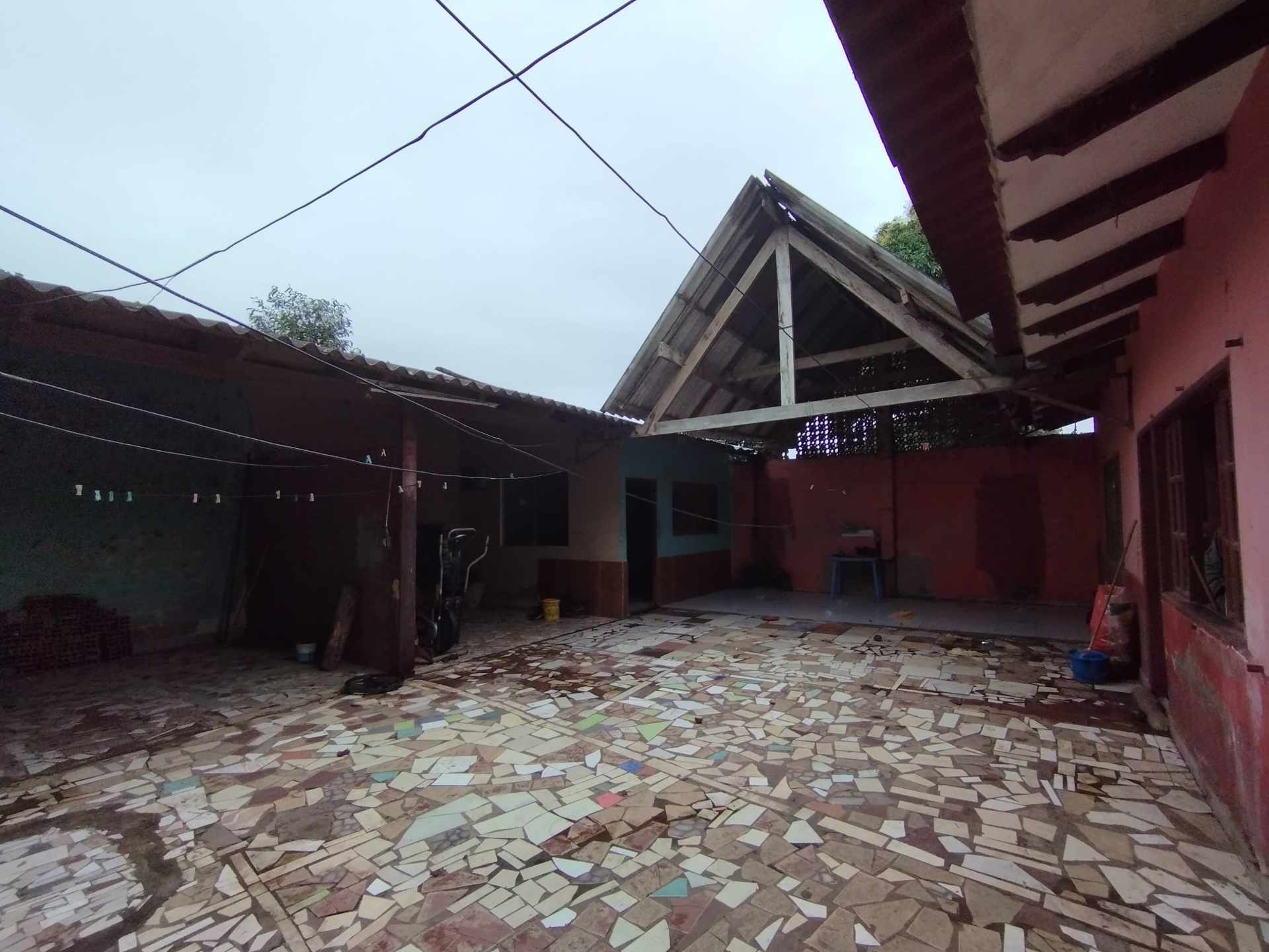 Casa en VentaAV. VIRGEN DE LUJAN BARRIO LOS CUSIS 4 dormitorios 4 baños 2 parqueos Foto 4