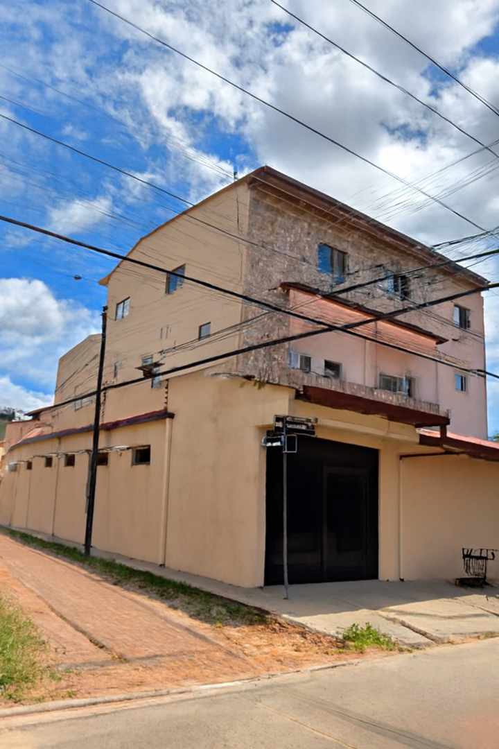 Casa Zona Norte – Av. Alemana, casa amplia en alquiler Foto 3