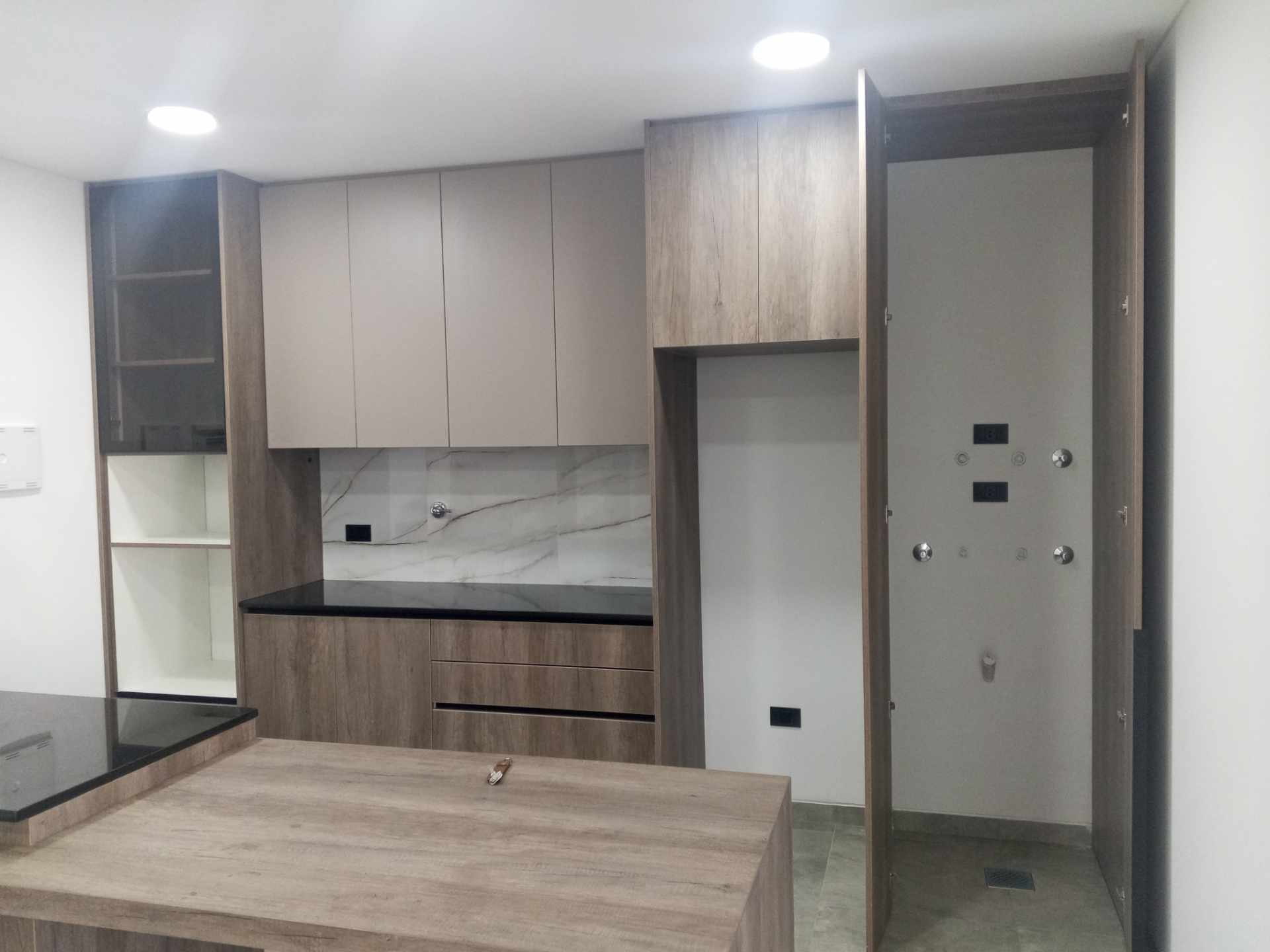 Departamento en Alquiler[CONDOMINIO TWIST| URBARI] ALQUILER SIN MUEBLES: DEPARTAMENTO 1 DORMITORIO CON BALCON A ESTRENAR Foto 4