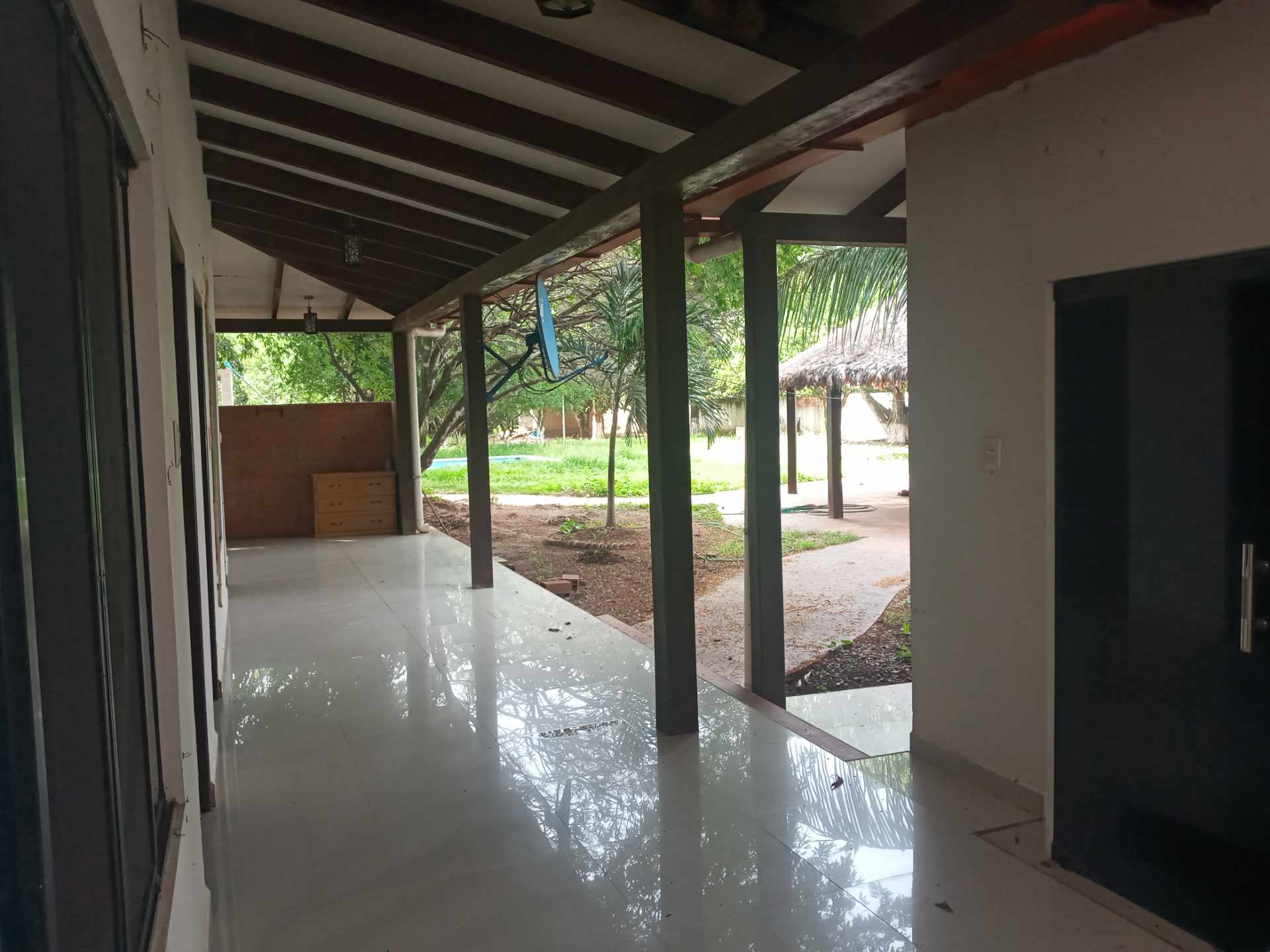 Casa en VentaEN WARNES LOCALIDAD LAS BARRERAS CASA QUINTA EN VENTA  2 dormitorios 3 baños 4 parqueos Foto 4