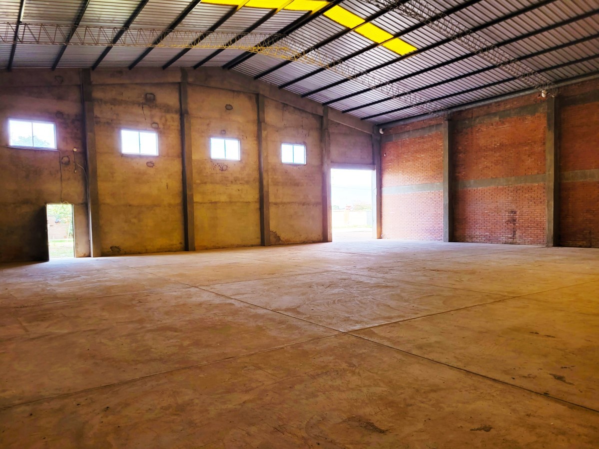 Galpón en AlquilerGALPON EN ALQUILER ZONE ESTE, AV VIRGEN DE COTOCA KM. 6 Foto 5