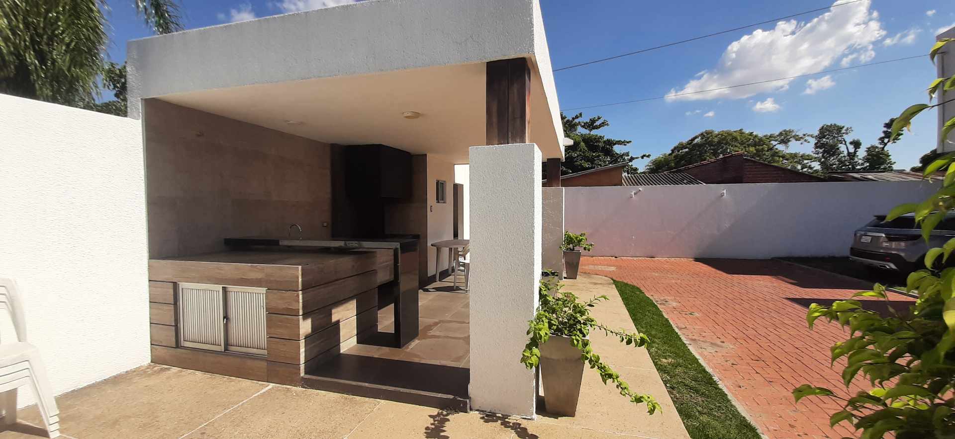 Casa en VentaCONDOMINIO LAS PALMERAS  3 dormitorios 4 baños 2 parqueos Foto 2