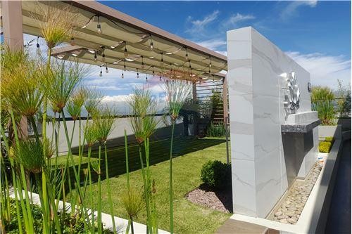 Departamento en Aranjuez en Cochabamba 3 dormitorios 4 baños 1 parqueos Foto 16