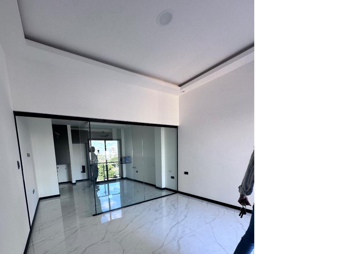 Departamento en AlquilerCanal Isuto y Equipetrol 1 dormitorios 1 baños  Foto 7