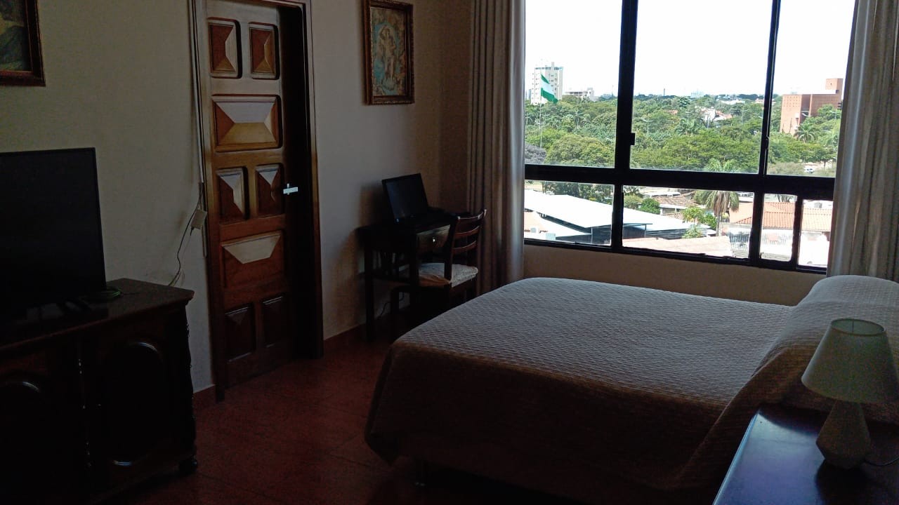 Departamento Av Irala Zona Sur Foto 10