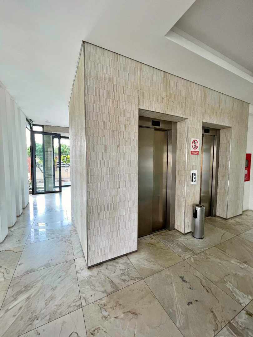 Departamento en AlquilerEN ALQUILER DPTO EQUIPETROL( canal Isuto y 3er anillo)   Foto 13