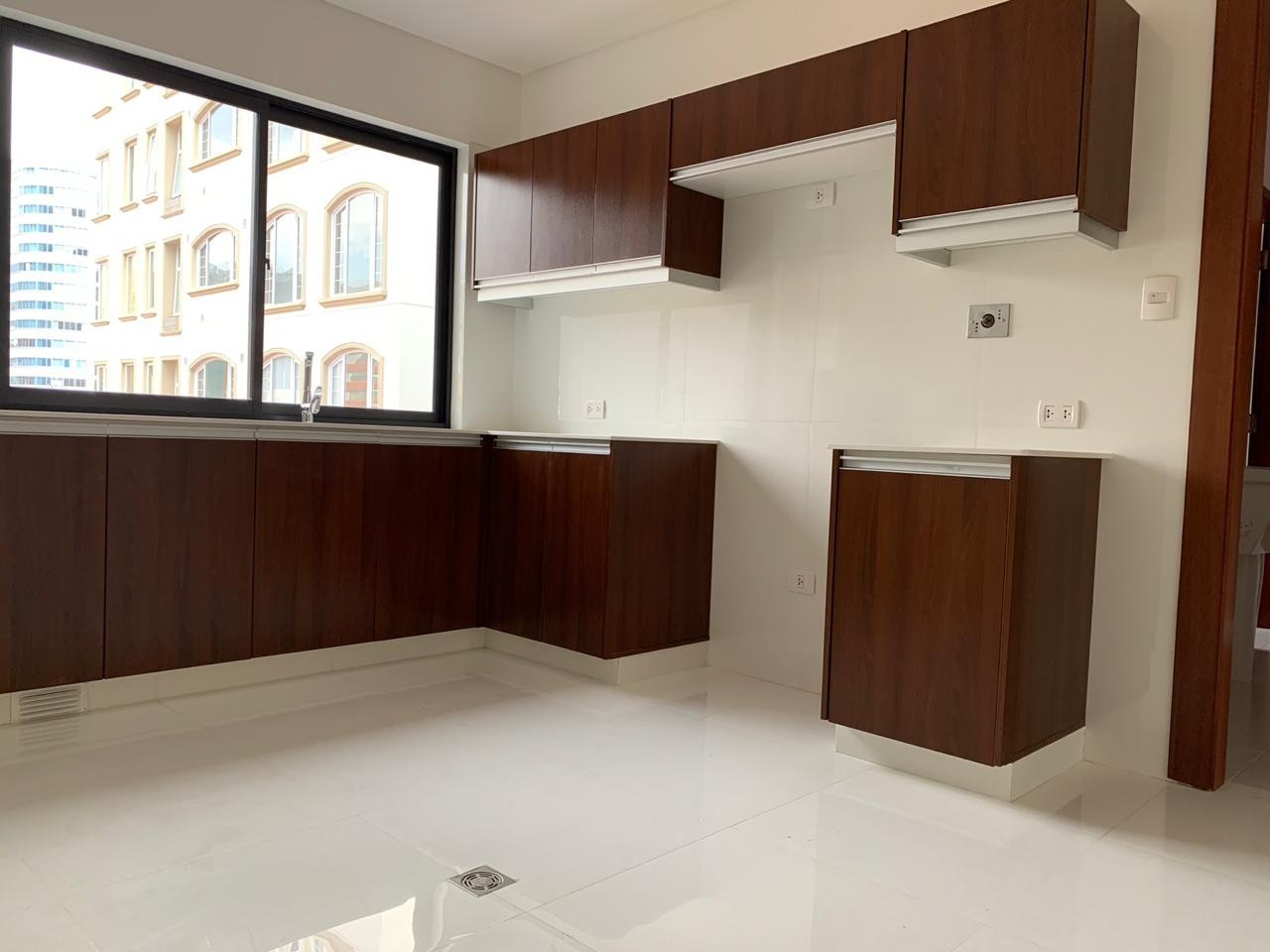 Departamento en Calacoto en La Paz 3 dormitorios 3 baños 1 parqueos Foto 22