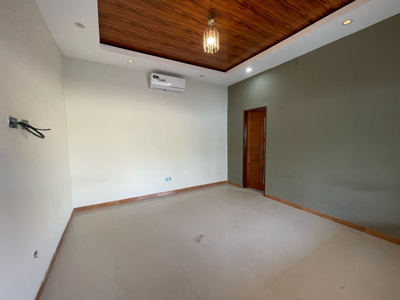 Casa en VentaCotoca, zona Sur, Av Las Palmeras entre 1er y 2do anillo Foto 14