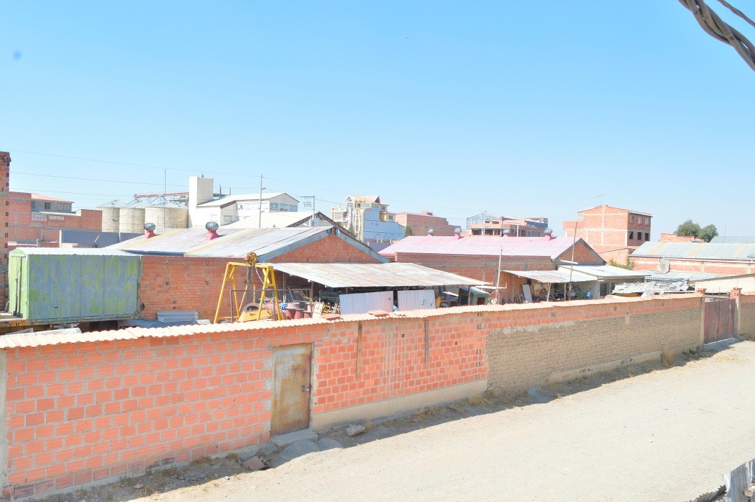 Terreno en Barrio Santa Rosa en El Alto    Foto 1