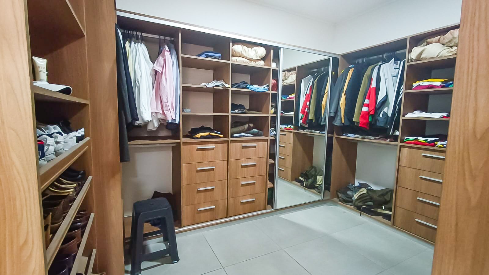 Casa en Venta<b>ZONA NORTE - CASA EN VENTA DE 3 DORMITORIOS, CONDOMINIO LOS MANGALES</b> 3 dormitorios 3 baños 2 parqueos Foto 10