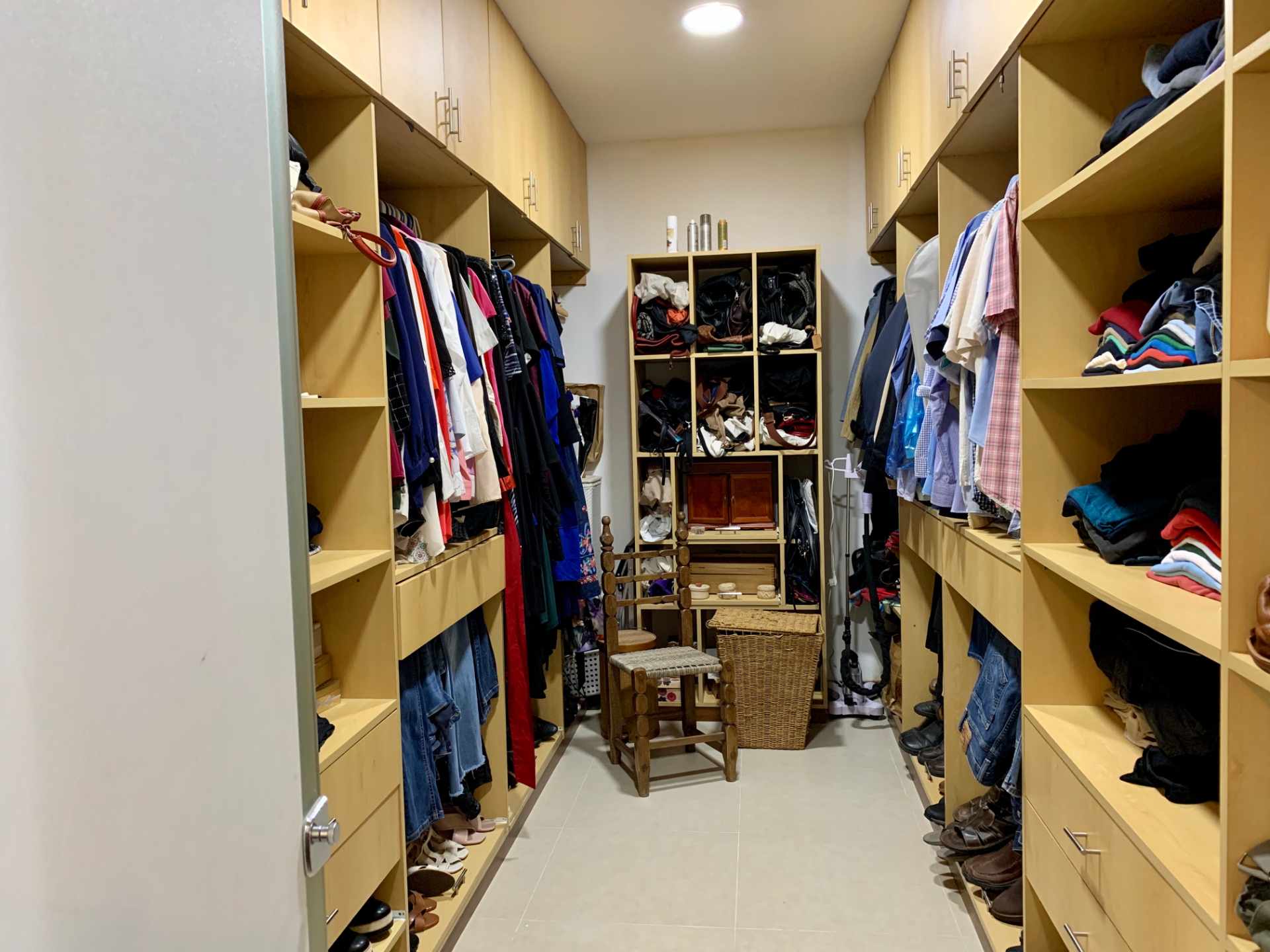 Casa en Las Palmas en Santa Cruz de la Sierra 3 dormitorios 4 baños 2 parqueos Foto 34