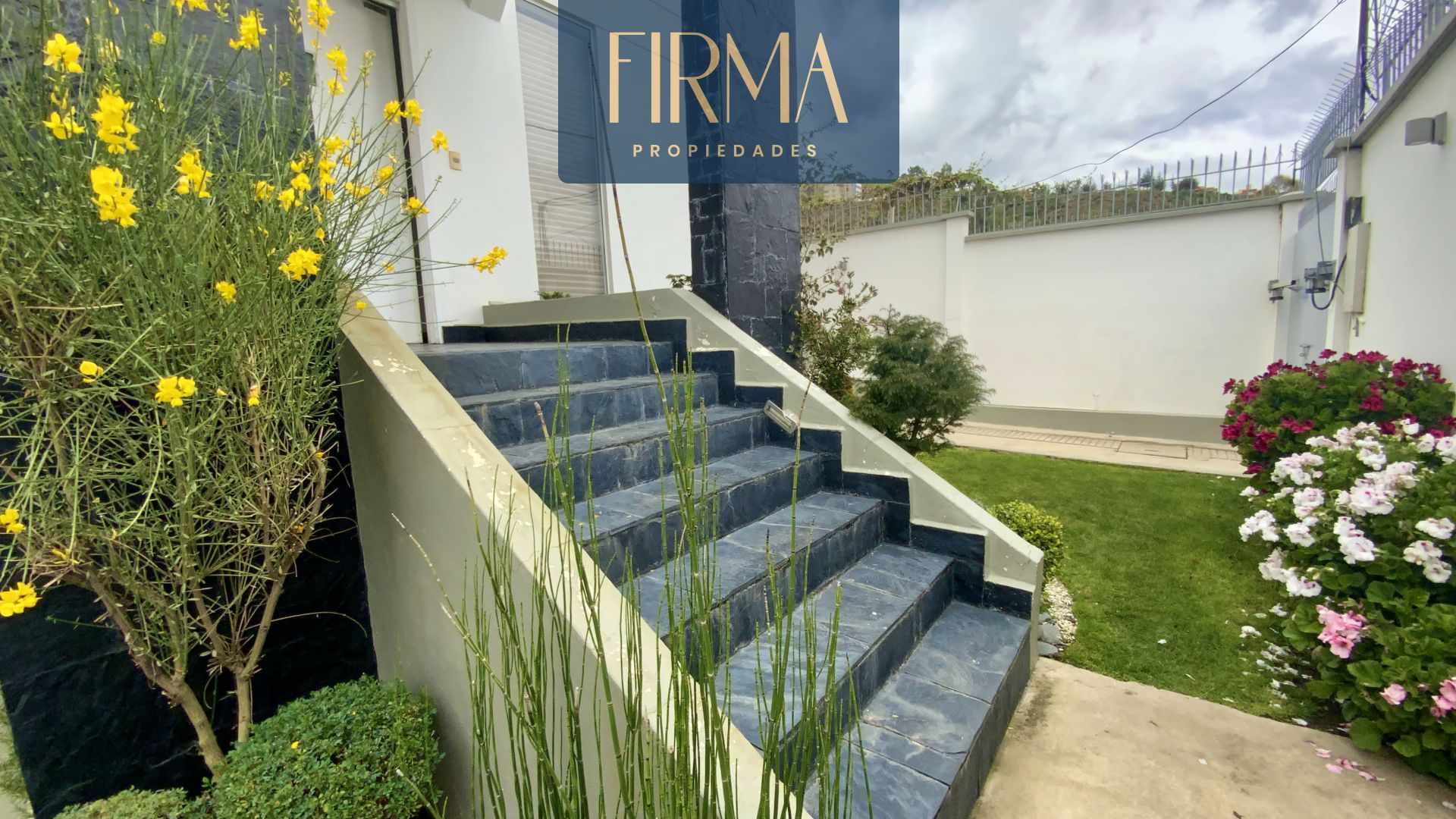 Casa en Achumani en La Paz 3 dormitorios 4 baños 3 parqueos Foto 38