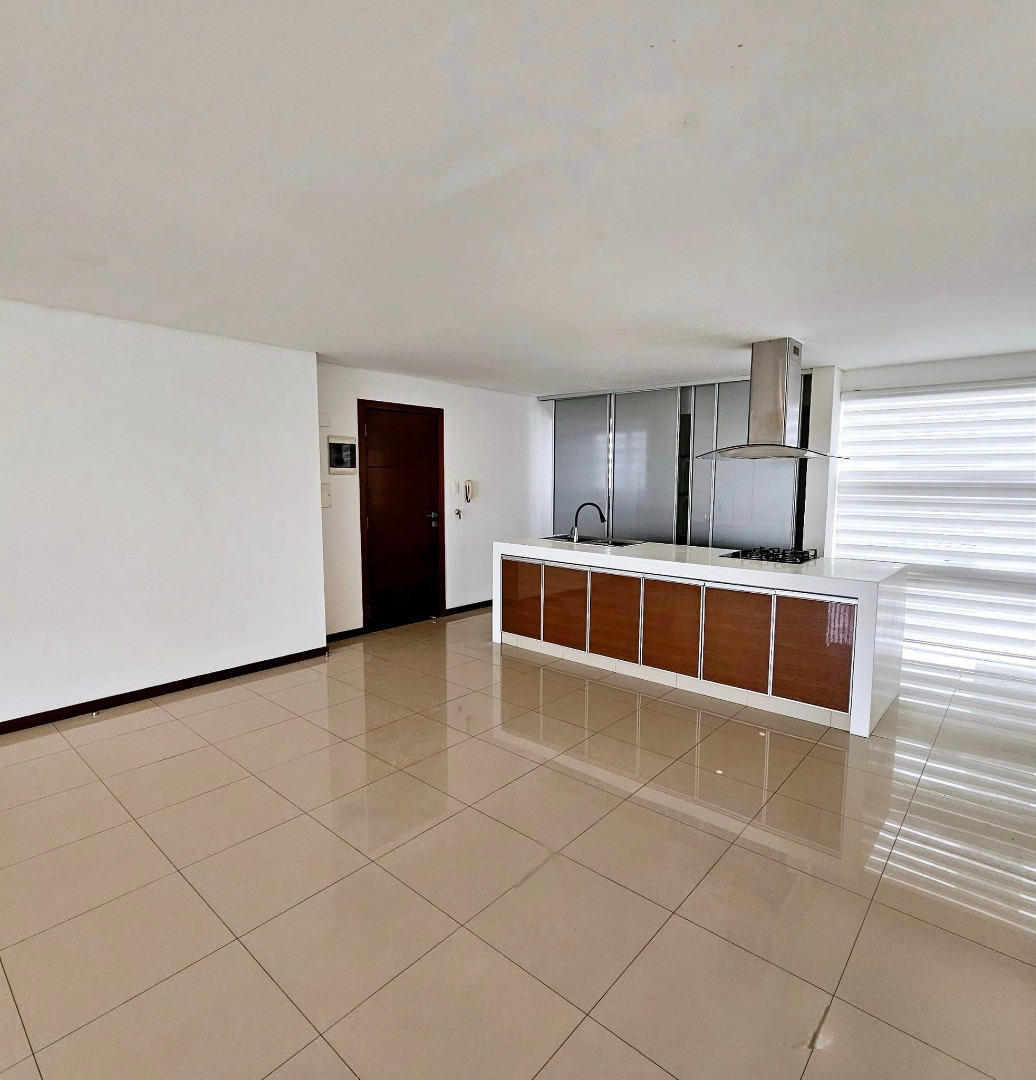 Departamento AV. CANAL ISUTO , ENTRE 2DO Y 3ER ANILLO Foto 2