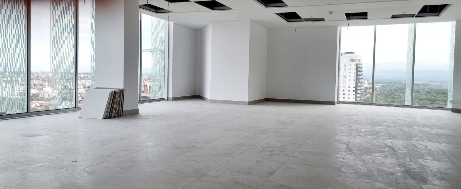 Oficina Edificio MZ 40, Equipetrol Foto 5