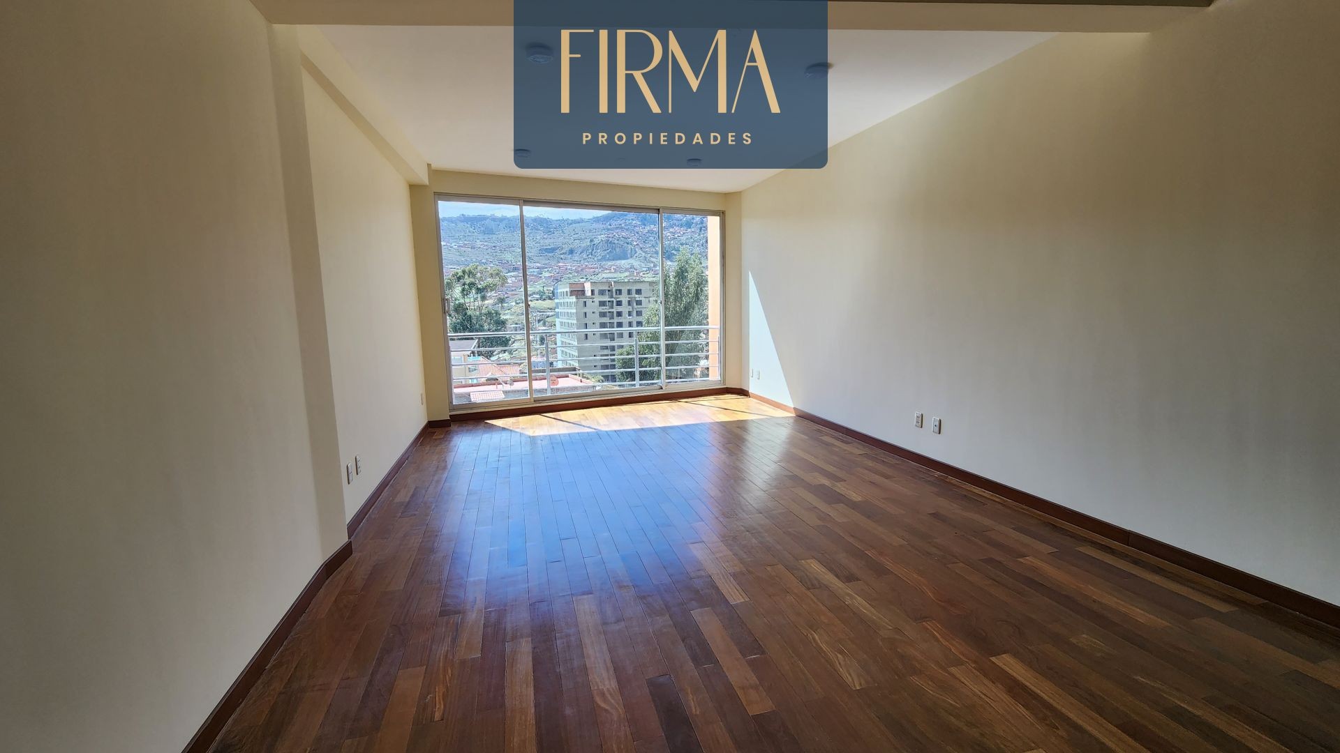 Departamento en Irpavi en La Paz 3 dormitorios 4 baños 1 parqueos Foto 10