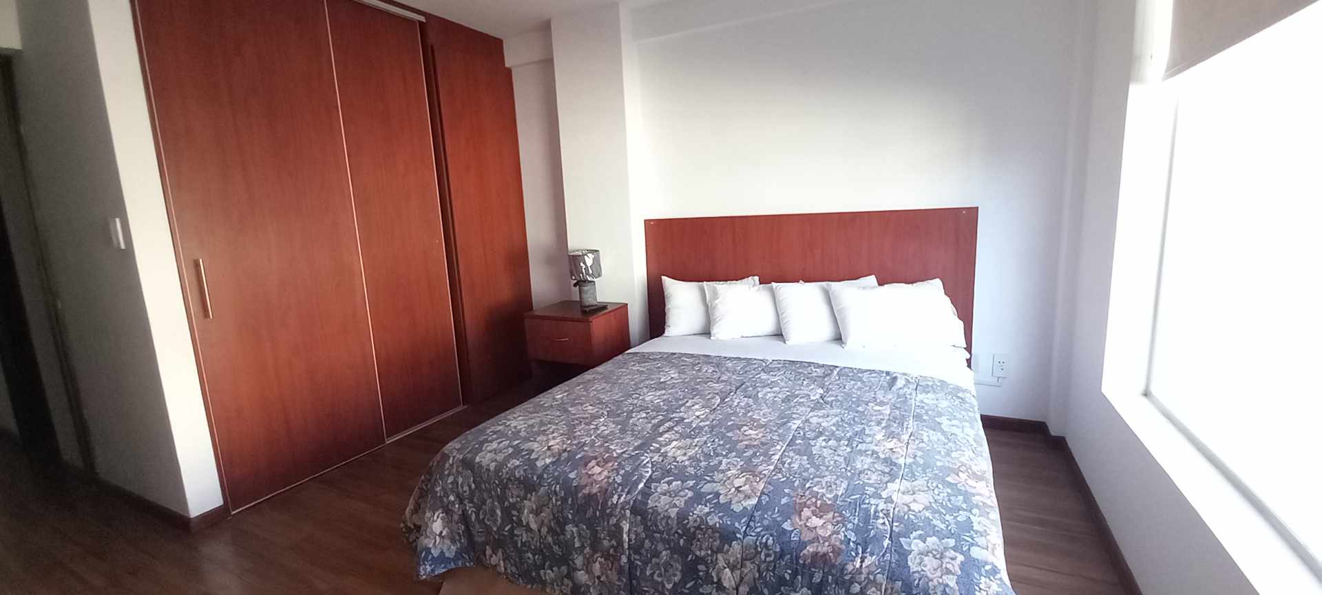 En Alquiler a $us 480 Foto 2