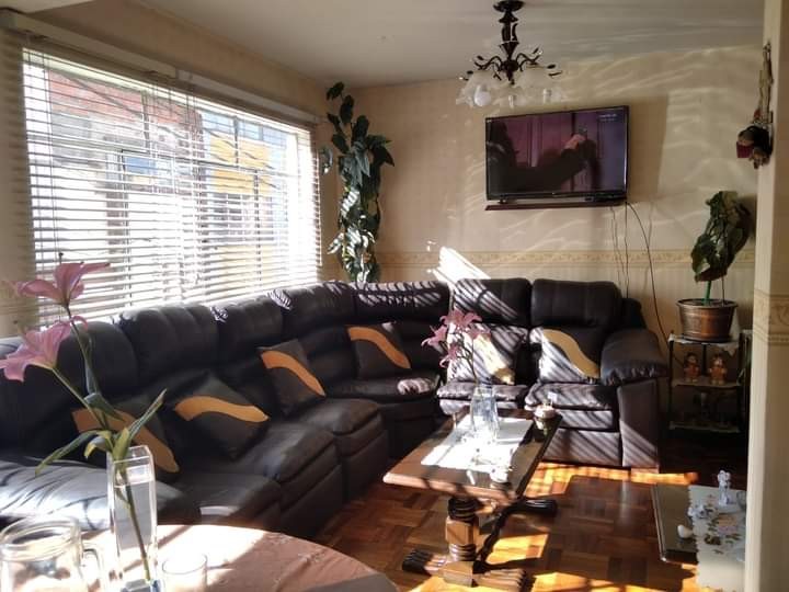 Casa San Pedro, excelente ubicación  Foto 9