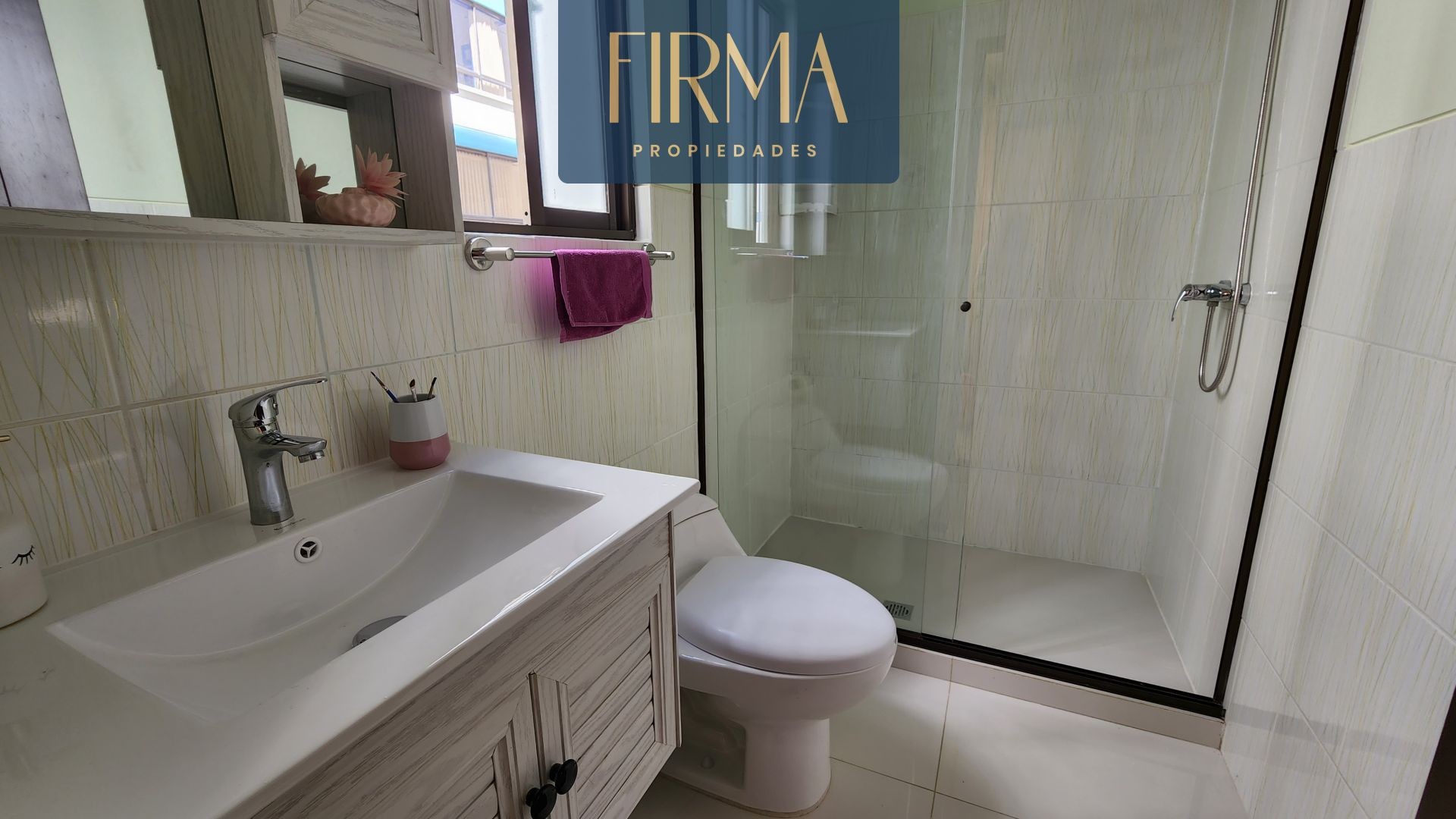 En Venta a $us 120,000 Foto 9