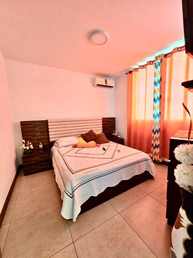 Departamento en AnticréticoAv. Roca y Coronado, 4to Anillo/ Condominio Curupau Roca Foto 5