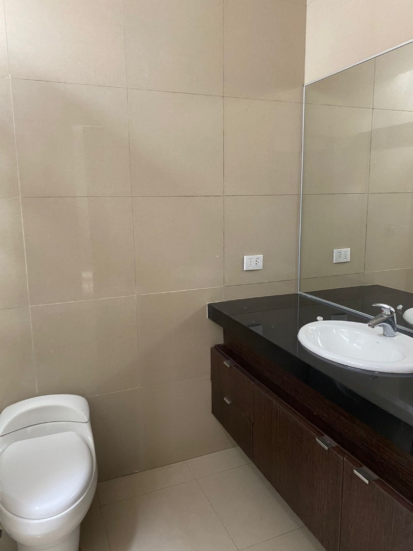 Casa en VentaVilla Toscana (R27 y 5to anillo), zona norte  3 dormitorios 3 baños 2 parqueos Foto 11