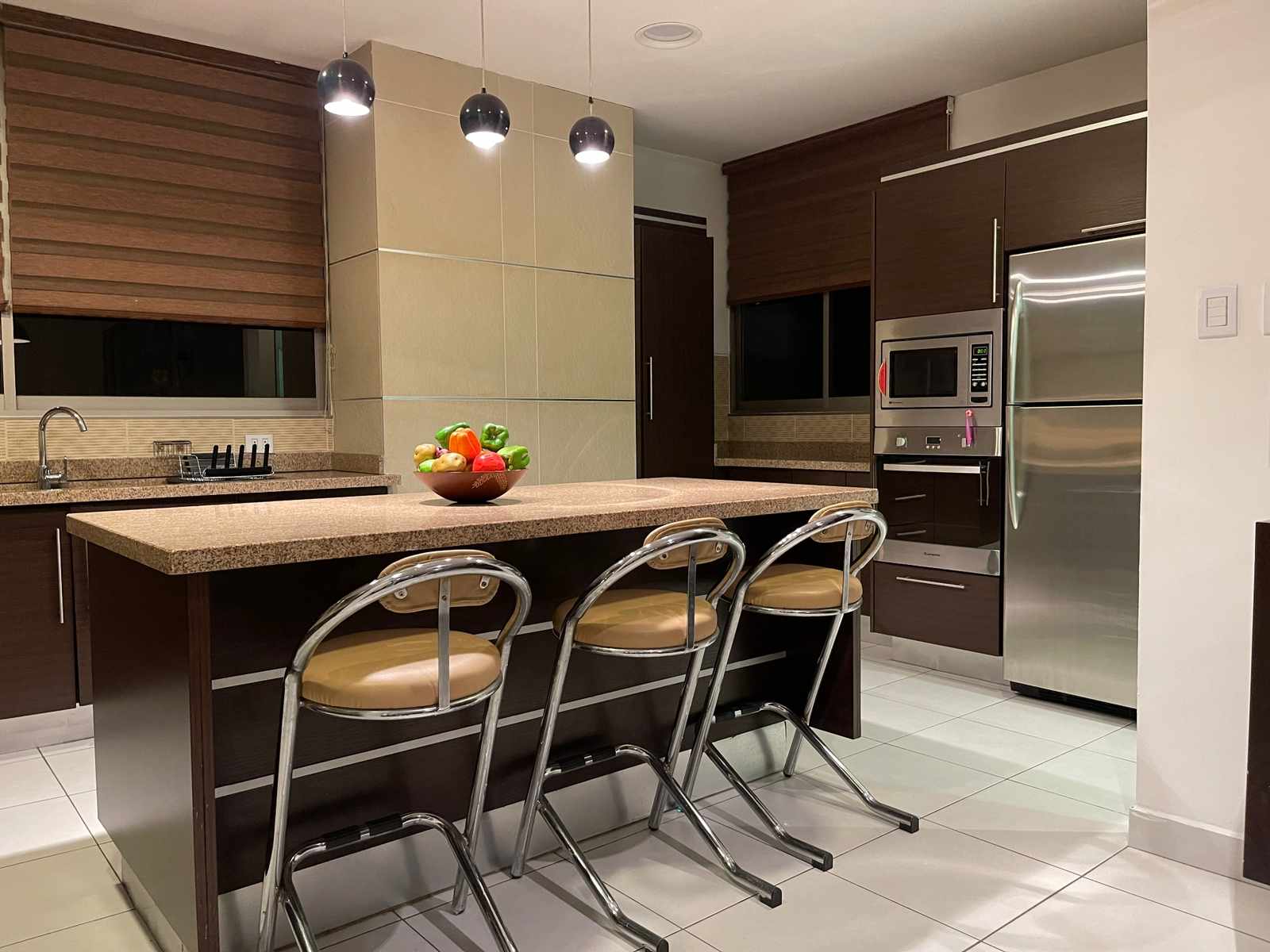 Departamento en Queru Queru en Cochabamba 3 dormitorios 2 baños 1 parqueos Foto 9