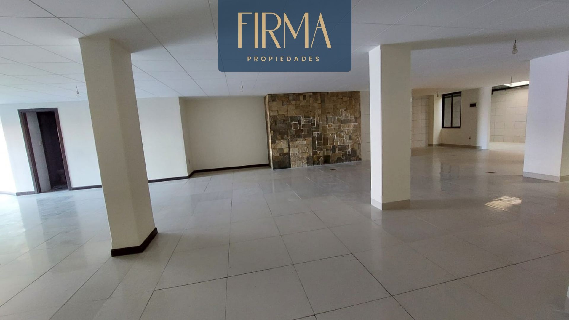 Local comercial ✨ALQUILA ESTE LOCAL COMERCIAL EN MIRAFLORES✨ Foto 2