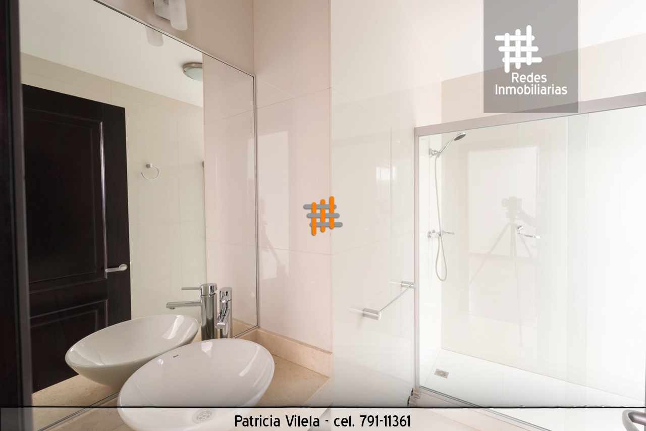 Casa en AlquilerEN ALQUILER HERMOSA CASA EN CALACOTO - CONDOMINIO PRIVADO Foto 11