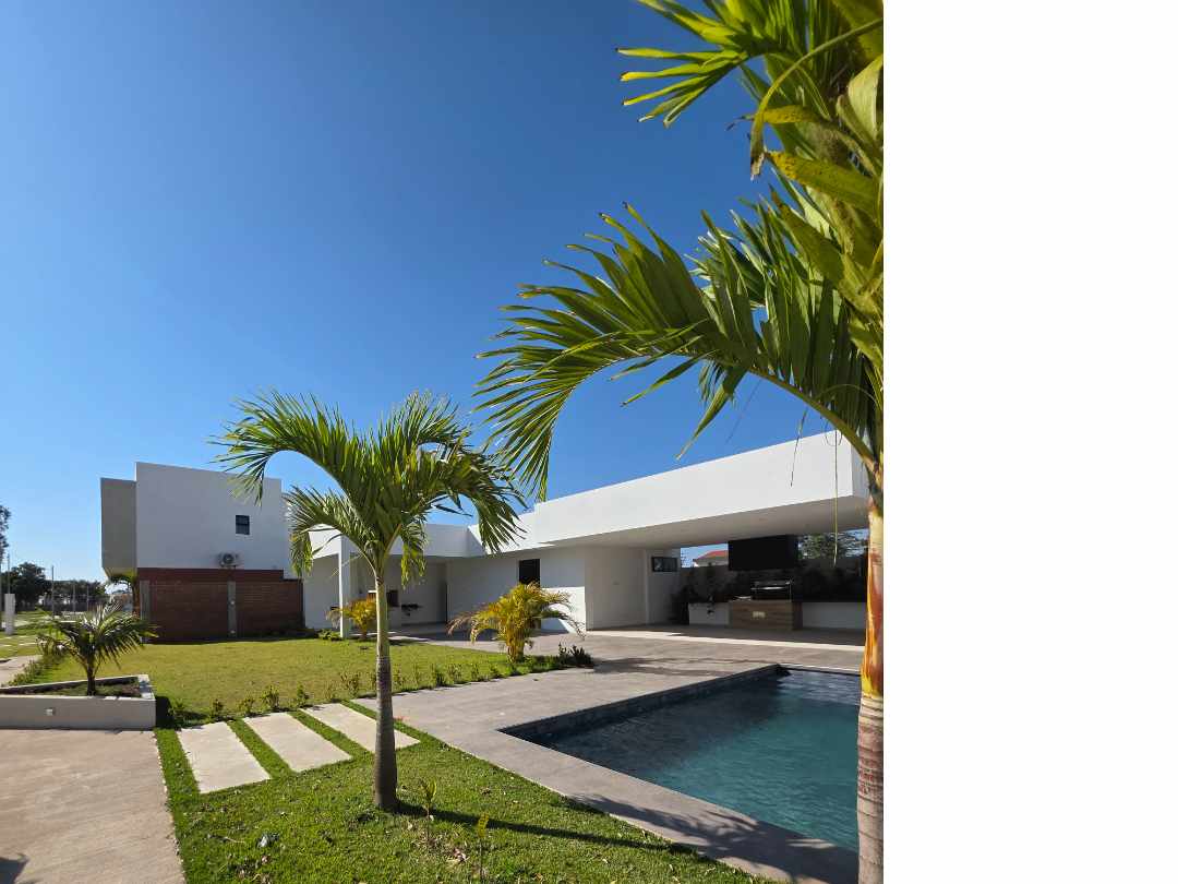 Casa PRE-VENTA
Zona Norte 
Condominio JORORI Norte
Km. 9 - Norte Verde Foto 4
