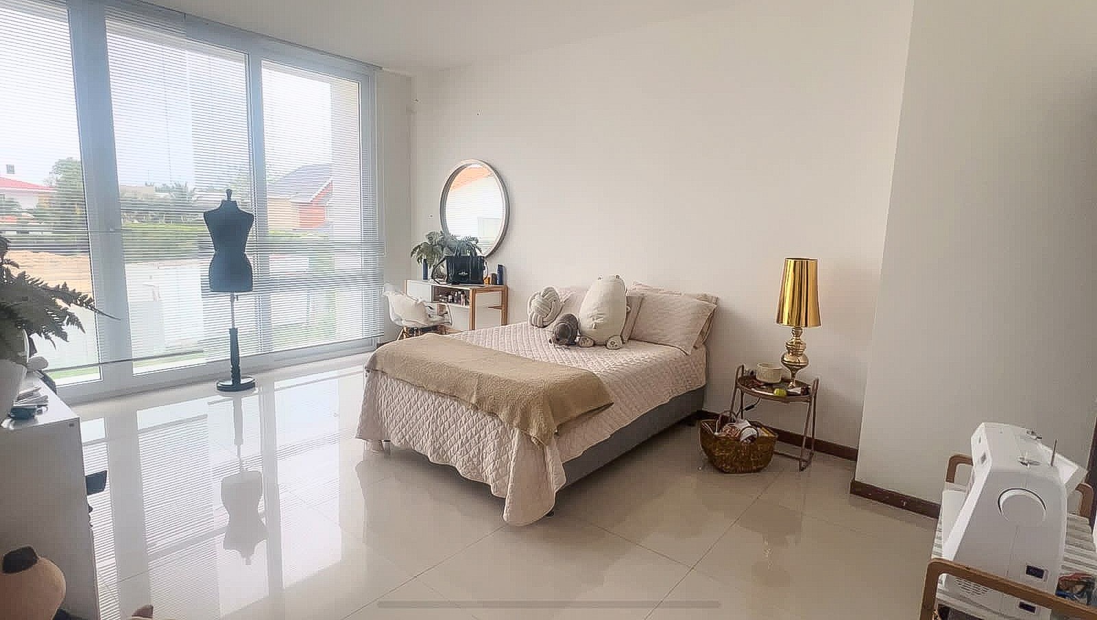 Casa en Venta<b>CASA DE 4 DORMITORIOS EN VENTA, COLINAS DEL URUBÓ.</b> Foto 8