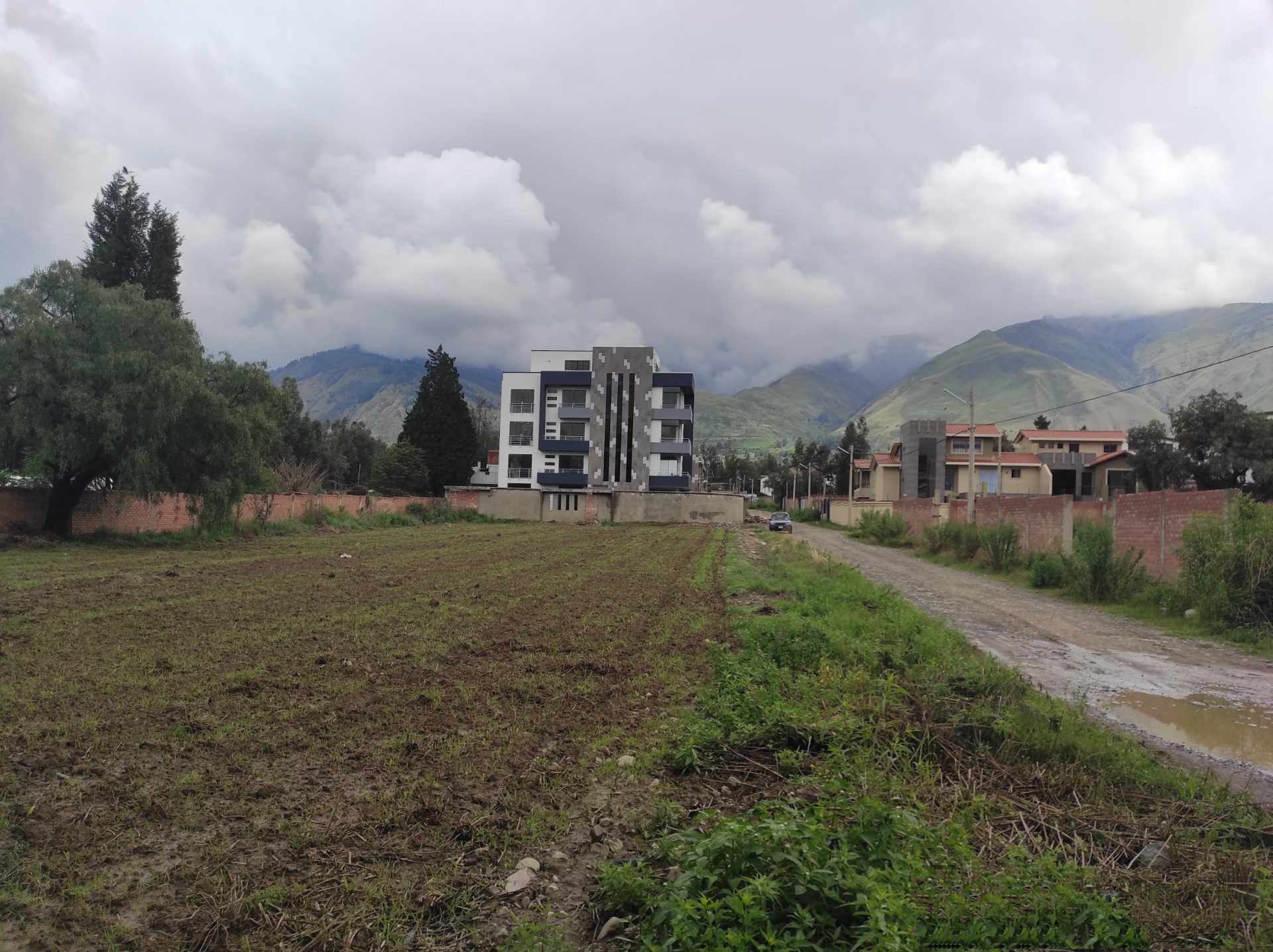 Terreno en Tiquipaya en Cochabamba    Foto 12