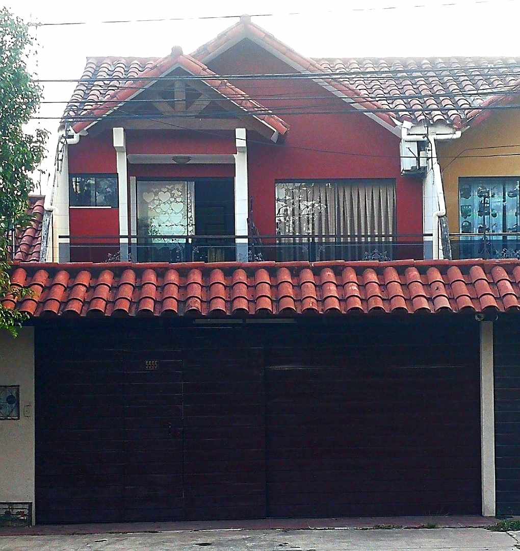 Casa en Entre 5to y 6to anillo Norte en Santa Cruz de la Sierra 4 dormitorios 5 baños 2 parqueos Foto 12