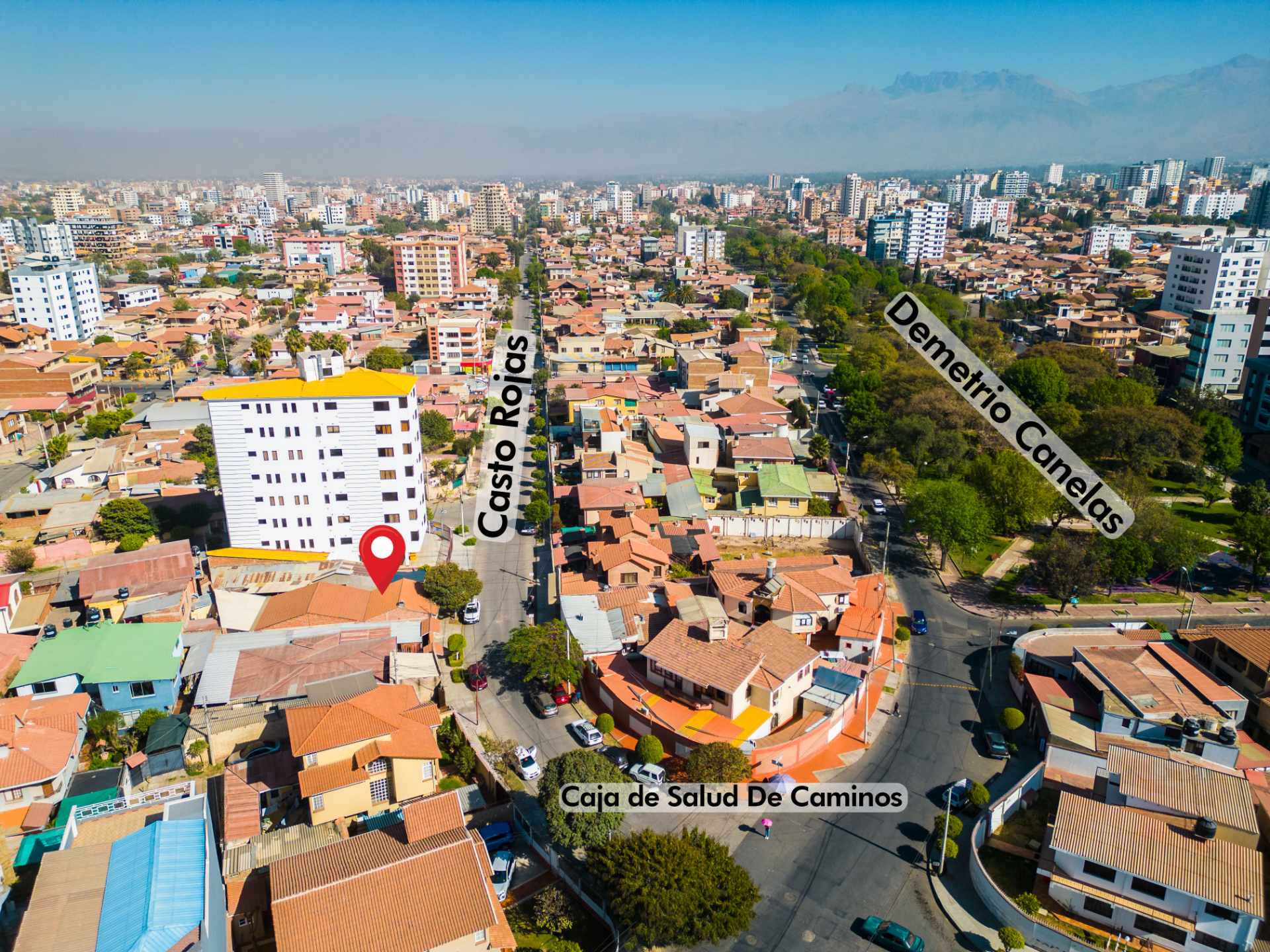 Local comercial en Cala Cala en Cochabamba  2 baños  Foto 4