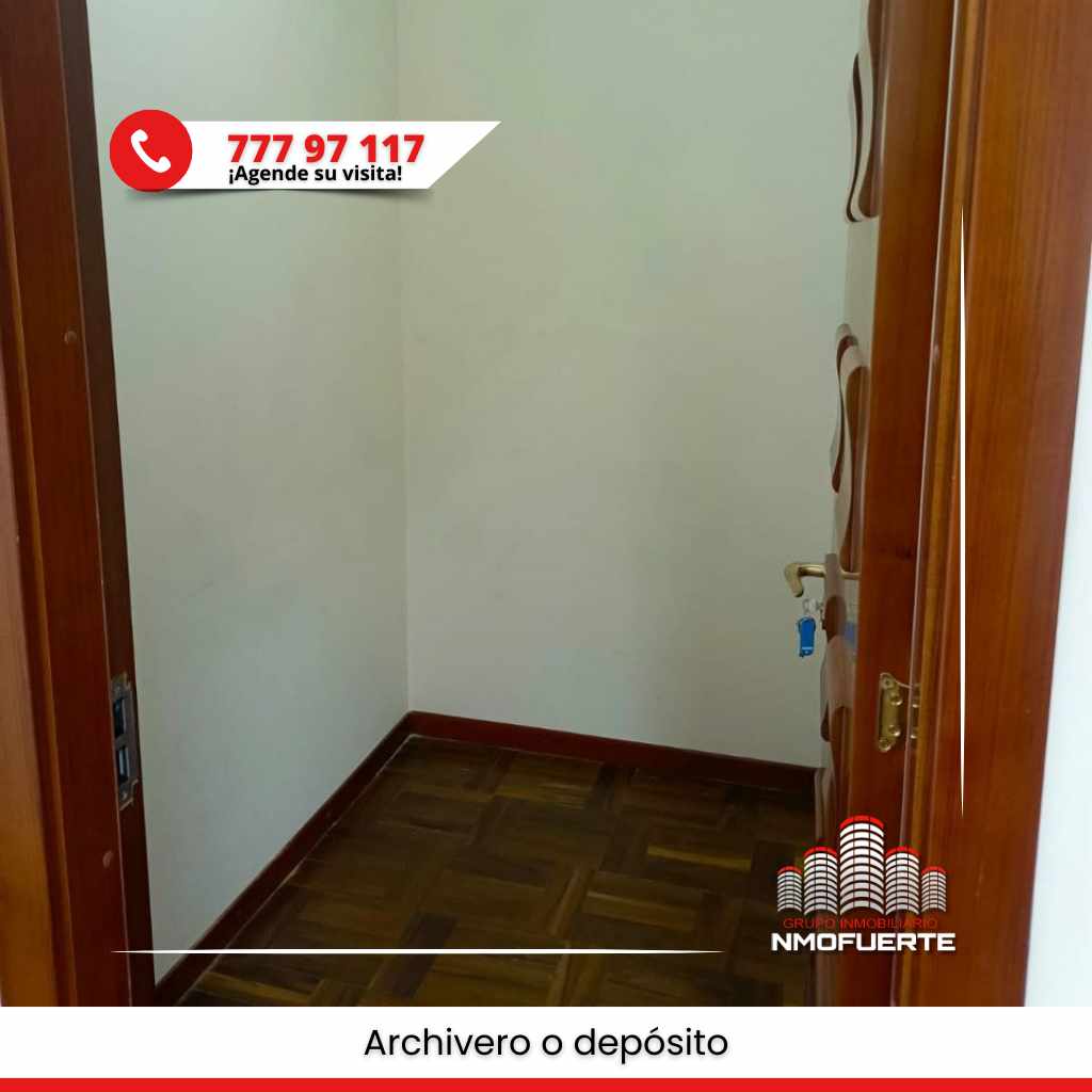 Oficina en AlquilerAvenida Hernando Siles, calle 15  5 dormitorios 2 baños 1 parqueos Foto 4