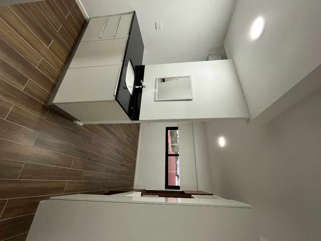 Departamento en AlquilerAv. Banzer 8vo Anillo - Remanso 4 dormitorios 3 baños 2 parqueos Foto 17