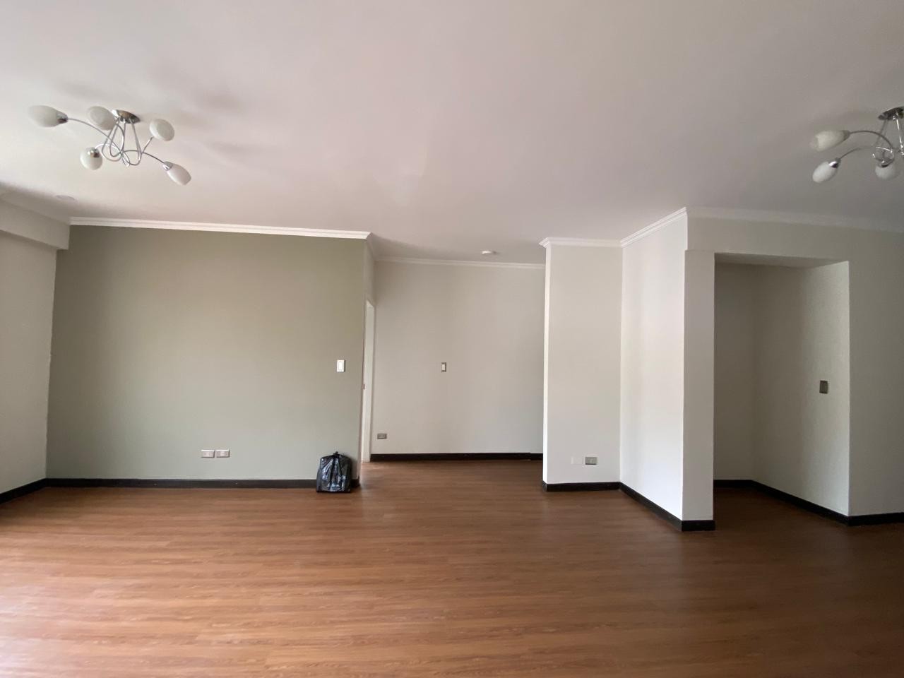 Departamento en AlquilerObrajes 3 dormitorios 4 baños  Foto 2